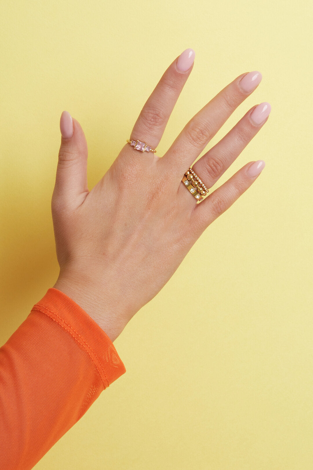Minimalist ring with stones